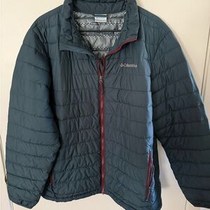 Columbia Dark Teal Jacket with Maroon Zipper
